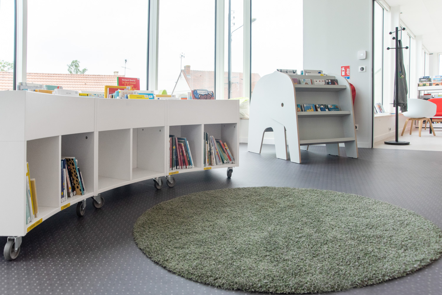 Angerville Bibliotek, Frankrig